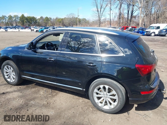 2015 Audi Q5 Premium Plus with VIN WA1LFAFP2FA092635, listed as a IAAI auction lot 41732845 with 104,585 mi miles. Bid and sale history available at carsss.com. Image 14.