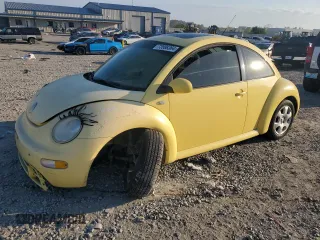 2003 Volkswagen New Beetle Coupe GLS with VIN 3VWCK21C03M410484, listed as a Copart auction lot 73998364 with 151,328 mi miles and Salvage Title. Bid and sale history available at carsss.com. Image 1.