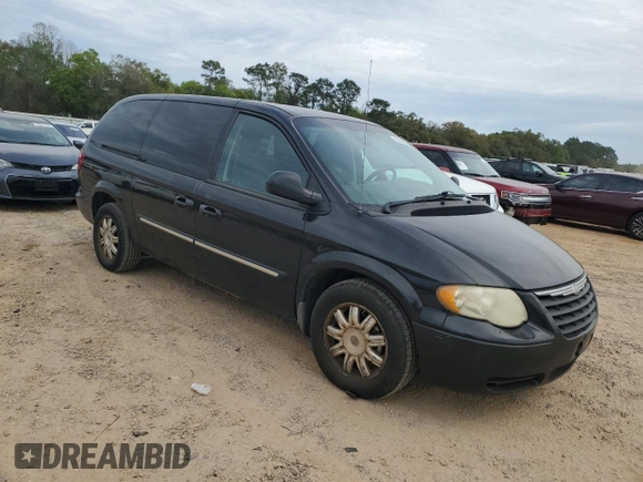 2005 Chrysler Town & Country Touring with VIN 2C4GP54L85R522867, listed as a Copart auction lot 50930125 with 201,641 mi miles and Salvage Title. Bid and sale history available at DreamBid. Image 4.