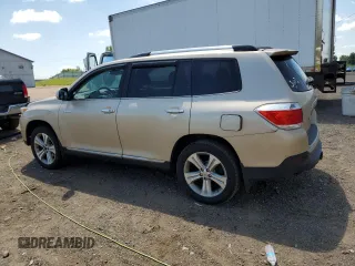 2013 Toyota Highlander Limited с VIN 5TDDK3EH8DS231064, выставлен на аукционе Copart как лот 63184085 с пробегом 141 181 миль миль и Чистый • Clean title. История ставок и продаж доступна на DreamBid. Изображение 2.