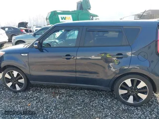 2015 Kia Soul ! with VIN KNDJX3A55F7132098, listed as a IAAI auction lot 41850622 with 104,122 mi miles. Bid and sale history available at carsss.com. Image 15.