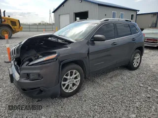 2016 Jeep Cherokee Latitude z VIN 1C4PJMCB0GW311046, wystawiony jako Copart lot #54308945 z przebiegiem 137 919 mil mil oraz Szkoda całkowita • Salvage title. Historia ofert i sprzedaży dostępna na DreamBid. Obrazek 1.