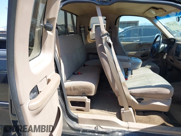 1997 Ford F-150 с VIN 2FTEX18L2VCA02676, выставлен на аукционе IAAI как лот 42756787 с пробегом 223 892 миль миль и . История ставок и продаж доступна на DreamBid. Изображение 8.