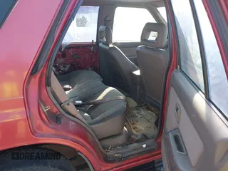 1994 Isuzu Rodeo LS z VIN 4S2CG58VXR4327327, wystawiony jako IAAI lot #41959576 z przebiegiem 169 794 mil mil oraz . Historia ofert i sprzedaży dostępna na DreamBid. Obrazek 8.