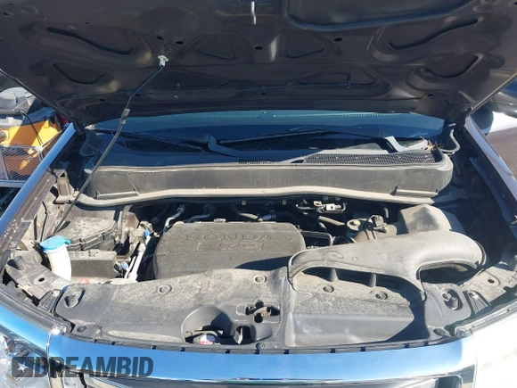 2015 Honda Pilot Touring with VIN 5FNYF3H94FB002236, listed as a IAAI auction lot 41735221 with 112,766 mi miles. Bid and sale history available at carsss.com. Image 10.