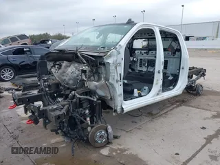 2020 Chevrolet Silverado 1500 LT Trail Boss with VIN 3GCPYFEDXLG418538, listed as a IAAI auction lot 41691019 with 1 mi miles. Bid and sale history available at carsss.com. Image 2.