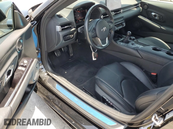 2024 Toyota Supra 3.0 with VIN WZ1DB0G09RW067919, listed as a Copart auction lot 60362925 with 6,305 mi miles and Salvage title. Bid and sale history available at DreamBid. Image 8.