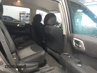 2017 Nissan Pathfinder SV with VIN 5N1DR2MM6HC662994, listed as a IAAI auction lot 41770431 with 184,485 mi miles. Bid and sale history available at carsss.com. Image 8.