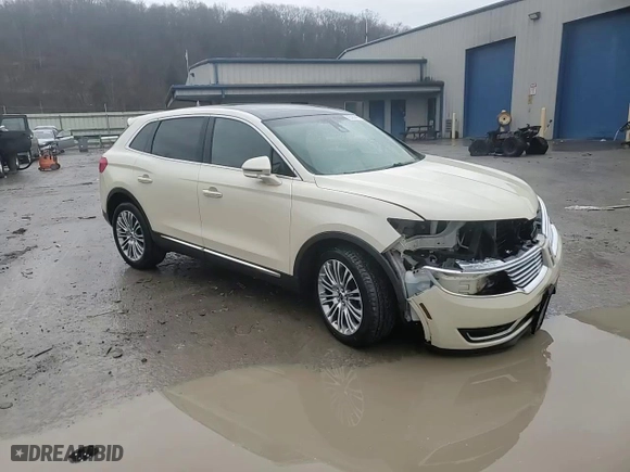 2018 Lincoln MKX Reserve with VIN 2LMPJ8LR5JBL18233, listed as a Copart auction lot 45528845 with 121,738 mi miles and Salvage Title. Bid and sale history available at carsss.com. Image 15.