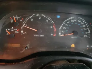 1997 Dodge Dakota with VIN 1B7GL23X9VS223370, listed as a Copart auction lot 43982655 with 195,529 mi miles and Salvage Title. Bid and sale history available at carsss.com. Image 9.