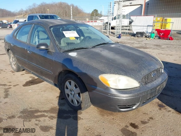 2005 Ford Taurus SE with VIN 1FAFP53U35A106161, listed as a IAAI auction lot 41743502 with 126580 miles. Bid and sale history available at carsss.com. Image 1.