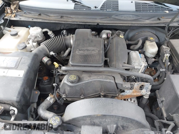 2002 GMC Envoy SLT with VIN 1GKDT13S622506181, listed as a IAAI auction lot 41986061 with 212,583 mi miles. Bid and sale history available at carsss.com. Image 10.