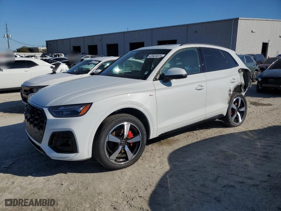 2024 Audi Q5 S line Premium Plus with VIN WA1EAAFY7R2140225, listed as a Copart auction lot 47523225 with 2,851 mi miles and Salvage Title. Bid and sale history available at carsss.com. Image 1.