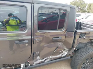 2022 Jeep Gladiator Mojave with VIN 1C6JJTEG5NL125968, listed as a IAAI auction lot 41654201 with 76,294 mi miles. Bid and sale history available at carsss.com. Image 6.