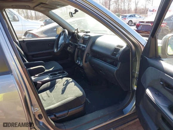 2006 Honda CR-V EX with VIN SHSRD78856U422914, listed as a IAAI auction lot 41626811 with 150,765 mi miles. Bid and sale history available at carsss.com. Image 5.