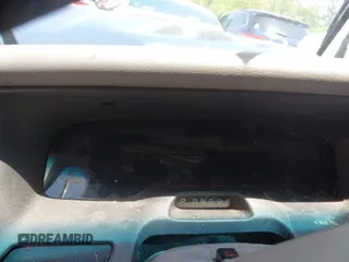 2000 Ford Crown Victoria LX с VIN 2FAFP74W4YX116561, выставлен на аукционе IAAI как лот 42101875 с пробегом Не указан миль и . История ставок и продаж доступна на DreamBid. Изображение 15.