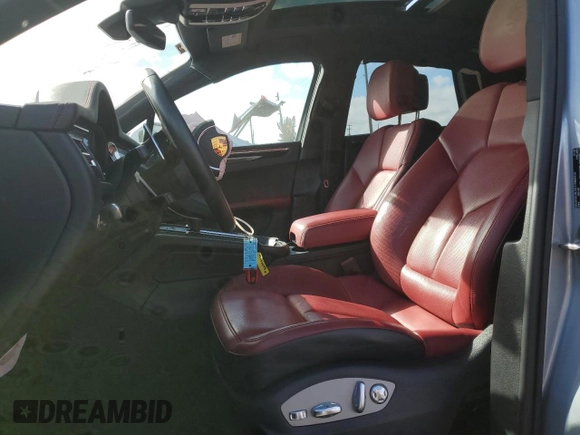 2022 Porsche Macan z VIN WP1AA2A57NLB05971, wystawiony jako Copart lot #43400275 z przebiegiem 28 092 mil mil oraz Szkoda całkowita • Salvage title. Historia ofert i sprzedaży dostępna na DreamBid. Obrazek 7.