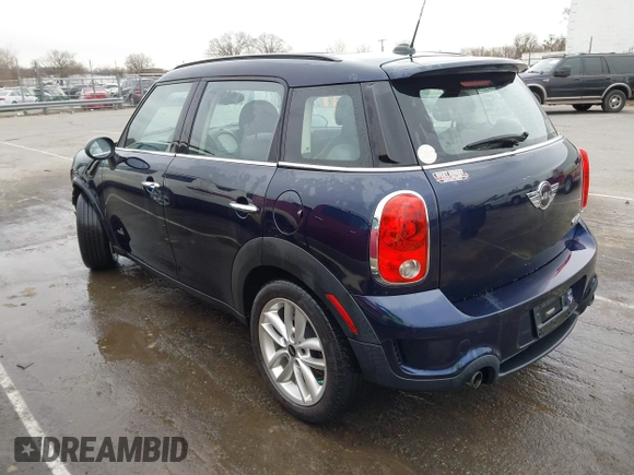 2013 MINI Countryman S ALL4 z VIN WMWZC5C51DWM15816, wystawiony jako IAAI lot #41734311 z przebiegiem 134 636 mil mil oraz . Historia ofert i sprzedaży dostępna na DreamBid. Obrazek 3.