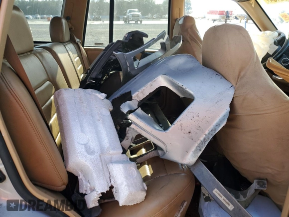 1998 Jeep Grand Cherokee with VIN 1J4GX48Y7WC216585, listed as a Copart auction lot 83532184 with 144,739 mi miles and Salvage title. Bid and sale history available at DreamBid. Image 10.
