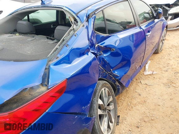 2015 Kia Optima SX z VIN 5XXGR4A76FG478194, wystawiony jako IAAI lot #42037417 z przebiegiem 113 492 mil mil oraz . Historia ofert i sprzedaży dostępna na DreamBid. Obrazek 17.