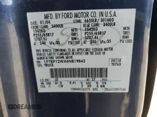 2004 Ford F-150 XL z VIN 1FTRF12WX4NB19843, wystawiony jako Copart lot #63184855 z przebiegiem 275 692 mil mil oraz Szkoda całkowita • Salvage title. Historia ofert i sprzedaży dostępna na DreamBid. Obrazek 12.