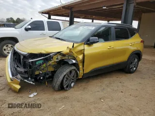 2023 Kia Seltos S with VIN KNDEUCAA5P7392851, listed as a Copart auction lot 43833115 with 13,967 mi miles and Salvage Title. Bid and sale history available at carsss.com. Image 1.