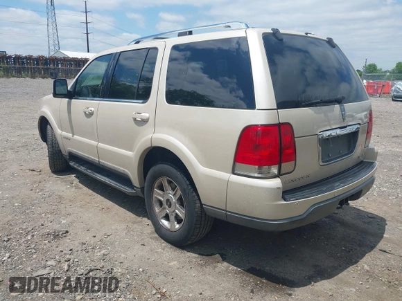 2005 Lincoln Aviator with VIN 5LMEU88H85ZJ14746, listed as a IAAI auction lot 42290699 with 190,127 mi miles and . Bid and sale history available at DreamBid. Image 3.