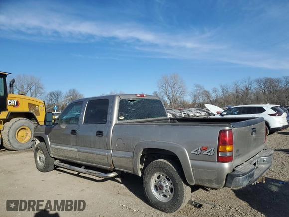 2001 GMC Sierra 1500HD SLE z VIN 1GTGK13U51F165800, wystawiony jako Copart lot #82983364 z przebiegiem 139 686 mil mil oraz Szkoda całkowita • Salvage title. Historia ofert i sprzedaży dostępna na DreamBid. Obrazek 2.