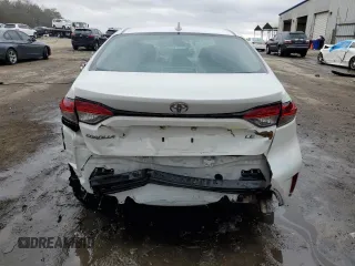 2021 Toyota Corolla LE with VIN 5YFEPMAE8MP147052, listed as a Copart auction lot 43253905 with 87,067 mi miles and Salvage Title. Bid and sale history available at carsss.com. Image 6.