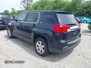 2015 GMC Terrain SLE z VIN 2GKALMEK2F6405326, wystawiony jako IAAI lot #42663692 z przebiegiem 105 268 mil mil oraz . Historia ofert i sprzedaży dostępna na DreamBid. Obrazek 3.