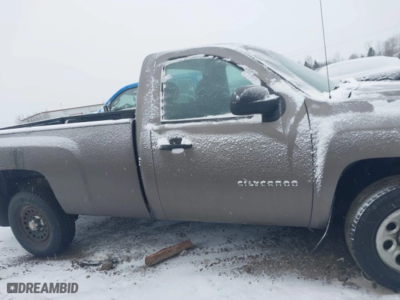 2013 Chevrolet Silverado 1500 Work Truck with VIN 1GCNKPEX1DZ195056, listed as a IAAI auction lot 41401746 with 168,209 mi miles. Bid and sale history available at carsss.com. Image 13.