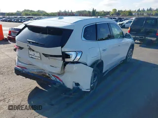 2024 BMW X1 xDrive28i с VIN WBX73EF0XR5Z50590, выставлен на аукционе IAAI как лот 42052219 с пробегом 3 158 миль миль и . История ставок и продаж доступна на DreamBid. Изображение 4.