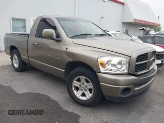 2007 Dodge 1500 SLT with VIN 1D7HA16P27J567637, listed as a IAAI auction lot 42122423 with 230,111 mi miles and . Bid and sale history available at carsss.com. Image 1.
