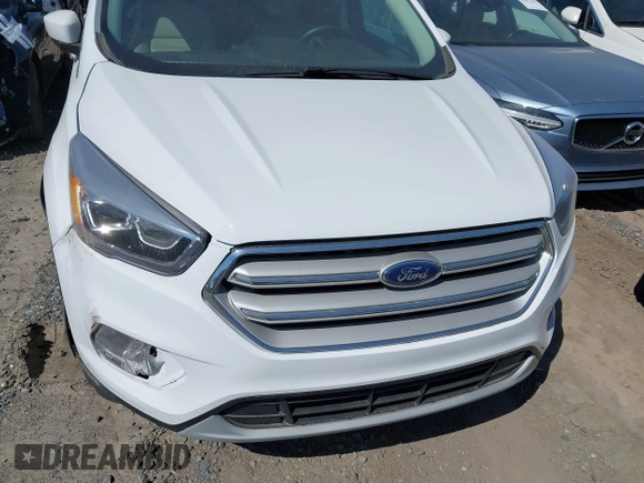 2019 Ford Escape SEL with VIN 1FMCU9HD8KUC07675, listed as a IAAI auction lot 41854820 with 112,432 mi miles. Bid and sale history available at carsss.com. Image 6.