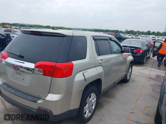 2013 GMC Terrain SLE with VIN 2GKFLREK1D6203691, listed as a IAAI auction lot 41931493 with 157,030 mi miles. Bid and sale history available at carsss.com. Image 4.