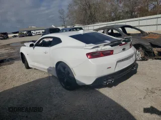 2018 Chevrolet Camaro 2SS with VIN 1G1FH1R77J0126746, listed as a Copart auction lot 43130395 with 87,593 mi miles and Salvage title. Bid and sale history available at DreamBid. Image 2.