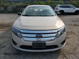 2010 Ford Fusion S with VIN 3FAHP0GA3AR424258, listed as a Copart auction lot 67817944 with 108,232 mi miles and Salvage Title. Bid and sale history available at carsss.com. Image 5.
