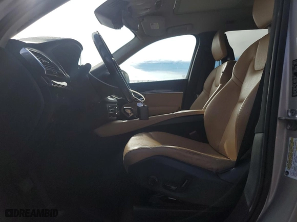 2016 Volvo XC90 T6 Momentum with VIN YV4A22PK6G1023169, listed as a Copart auction lot 50846455 with NaN miles and Clean Title. Bid and sale history available at carsss.com. Image 10.