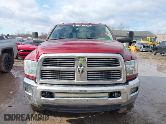 2011 Ram 2500 Big Horn with VIN 3D7UT2CL4BG562465, listed as a IAAI auction lot 41412255 with 220,367 mi miles. Bid and sale history available at carsss.com. Image 12.