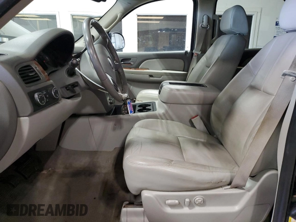 2008 GMC Yukon SLT w/4SB with VIN 1GKFK13058J191172, listed as a Copart auction lot 42023865 with 206,303 mi miles and Clean Title. Bid and sale history available at carsss.com. Image 7.