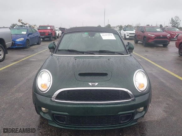 2013 MINI Cooper Roadster S with VIN WMWSY3C56DT593570, listed as a IAAI auction lot 41417078 with NaN miles. Bid and sale history available at carsss.com. Image 12.