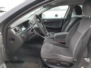 2010 Chevrolet Impala Police Police z VIN 2G1WD5EM4A1252386, wystawiony jako Copart lot #39185274 z przebiegiem 120 086 mil mil oraz Szkody całkowita. Historia ofert i sprzedaży dostępna na DreamBid. Obrazek 7.