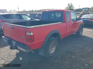 2005 Ford Ranger XLT with VIN 1FTZR45E75PA10614, listed as a IAAI auction lot 40711350 with 145,664 mi miles. Bid and sale history available at carsss.com. Image 4.