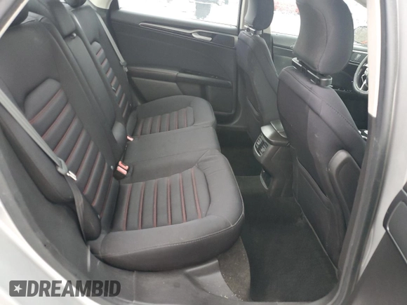 2016 Ford Fusion SE Hybrid z VIN 3FA6P0LUXGR350997, wystawiony jako Copart lot #62301825 z przebiegiem 267 537 mil mil oraz Szkoda całkowita • Salvage title. Historia ofert i sprzedaży dostępna na DreamBid. Obrazek 10.
