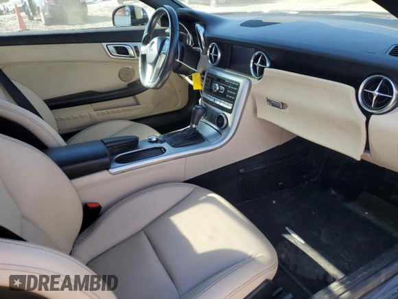 2015 Mercedes-Benz SLK-Class SLK 250 with VIN WDDPK4HA9FF096428, listed as a Copart auction lot 74772284 with 74,938 mi miles and Salvage Title. Bid and sale history available at carsss.com. Image 8.
