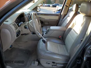 2005 Ford Explorer Eddie Bauer с VIN 1FMZU64K85UA25377, выставлен на аукционе Copart как лот 84383994 с пробегом 144 005 миль миль и Чистый • Clean title. История ставок и продаж доступна на DreamBid. Изображение 7.