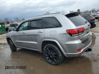 2018 Jeep Grand Cherokee Laredo с VIN 1C4RJFAG7JC217662, выставлен на аукционе Copart как лот 51811485 с пробегом 75 662 миль миль и Списание • Salvage title. История ставок и продаж доступна на DreamBid. Изображение 2.
