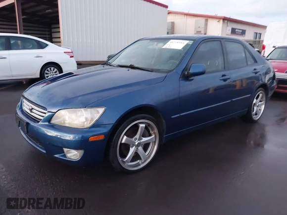 2002 Lexus IS with VIN JTHBD192820047561, listed as a IAAI auction lot 41721514 with 98,335 mi miles. Bid and sale history available at carsss.com. Image 17.