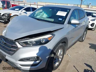 2016 Hyundai Tucson SE with VIN KM8J33A42GU238820, listed as a IAAI auction lot 41657093 with 47,319 mi miles. Bid and sale history available at carsss.com. Image 6.