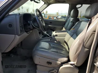 2004 GMC Yukon SLT with VIN 1GKEC13T54R296969, listed as a Copart auction lot 52738825 with 185,049 mi miles and Salvage Title. Bid and sale history available at carsss.com. Image 7.